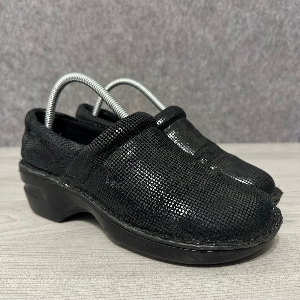 Born b.o.c. Toby Black Leather Clogs Womens Sz 9.5 Textured Slip On Shoes‎